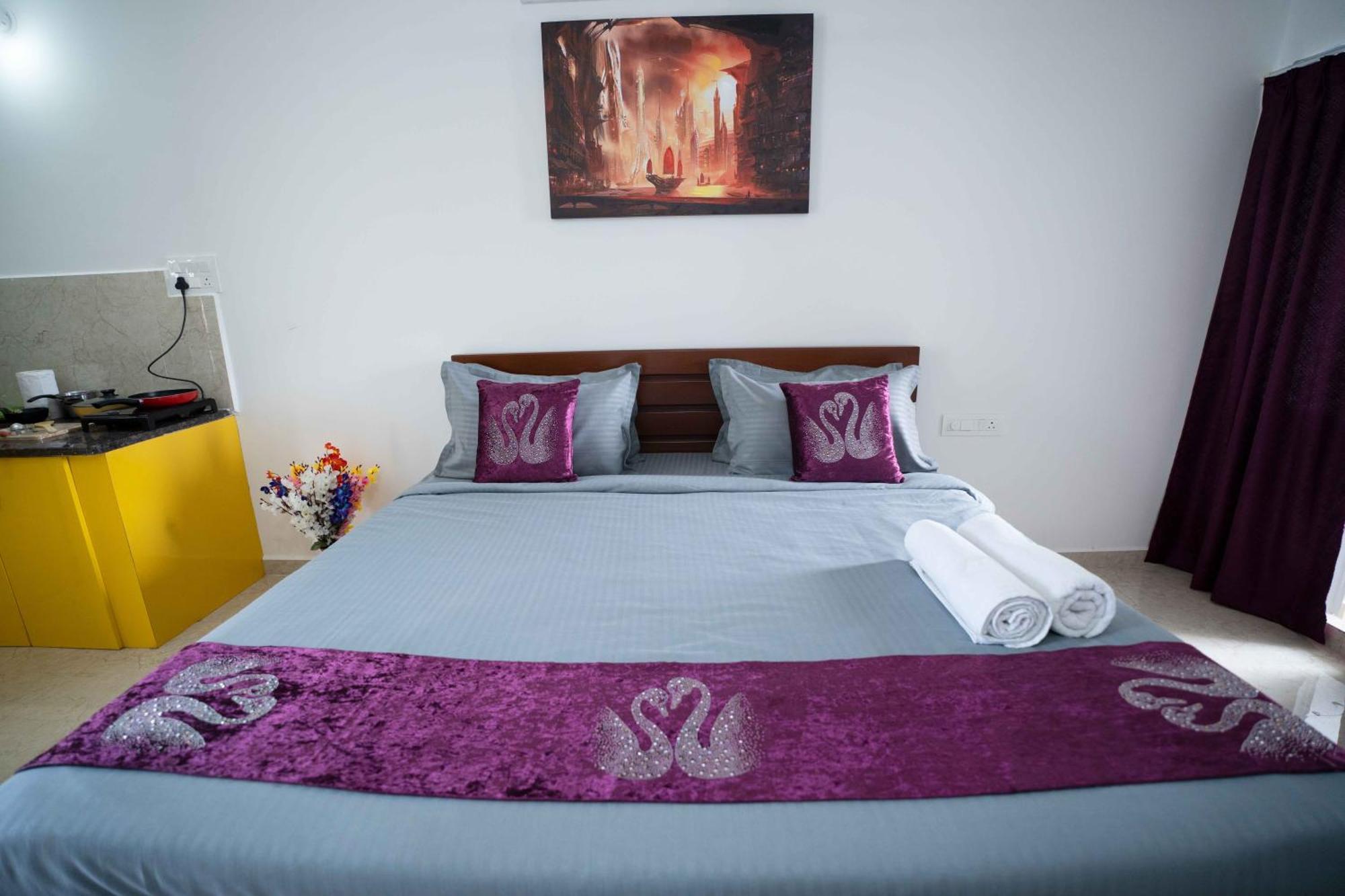 Yellow Bells Studios And Suites Gachibowli Exterior photo